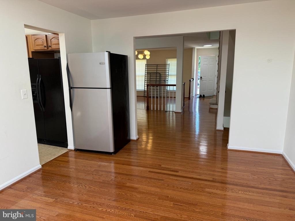 4637 Luxberry Drive - Photo 10