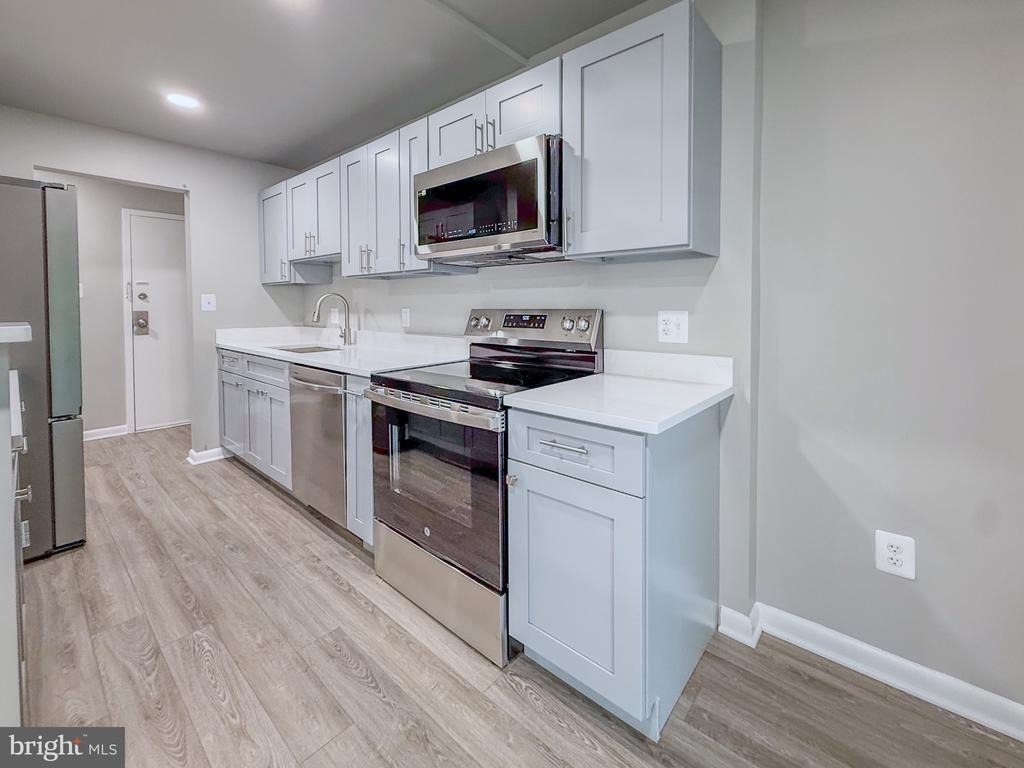 11603 Stoneview Square - Photo 12
