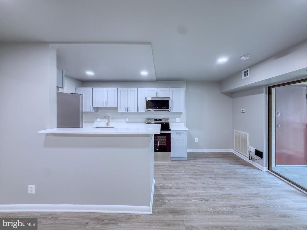 11603 Stoneview Square - Photo 18