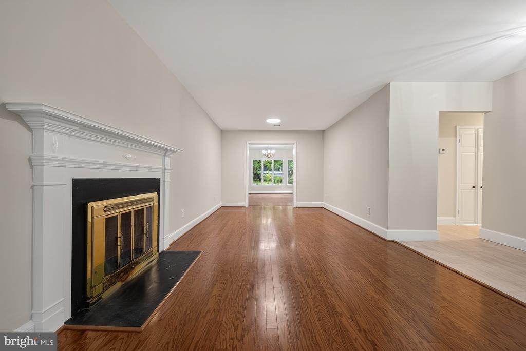 8023 Washington Avenue - Photo 5
