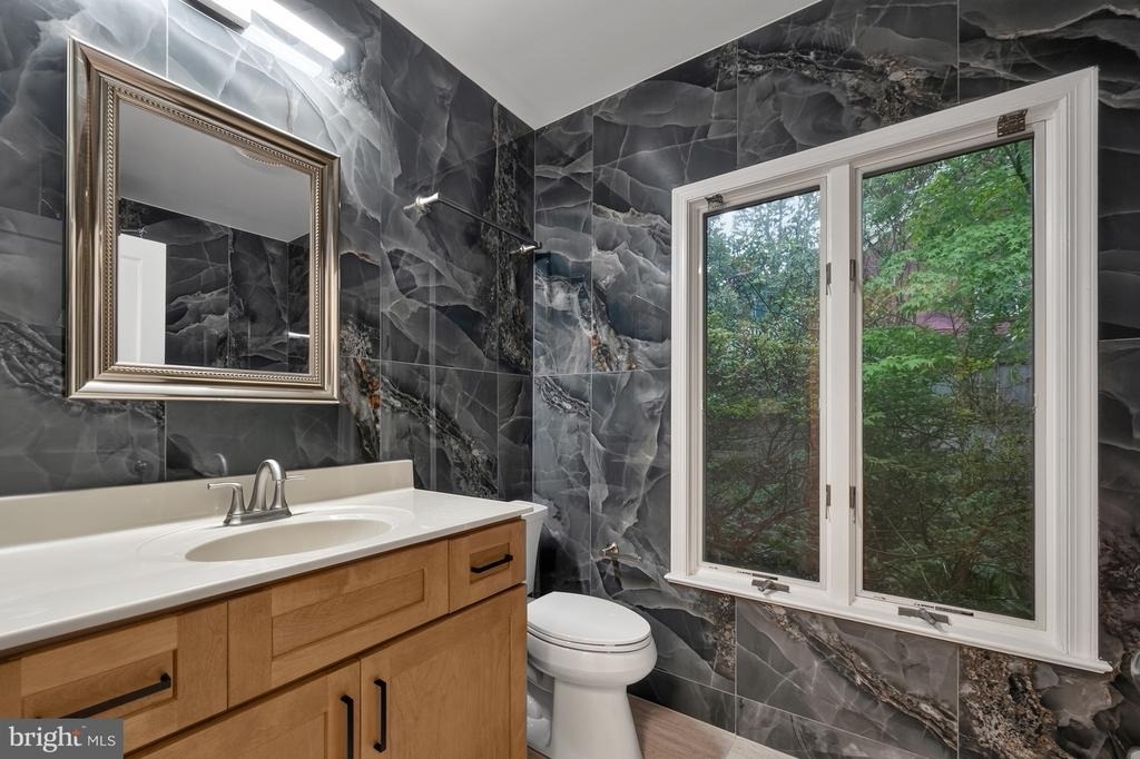 8023 Washington Avenue - Photo 33