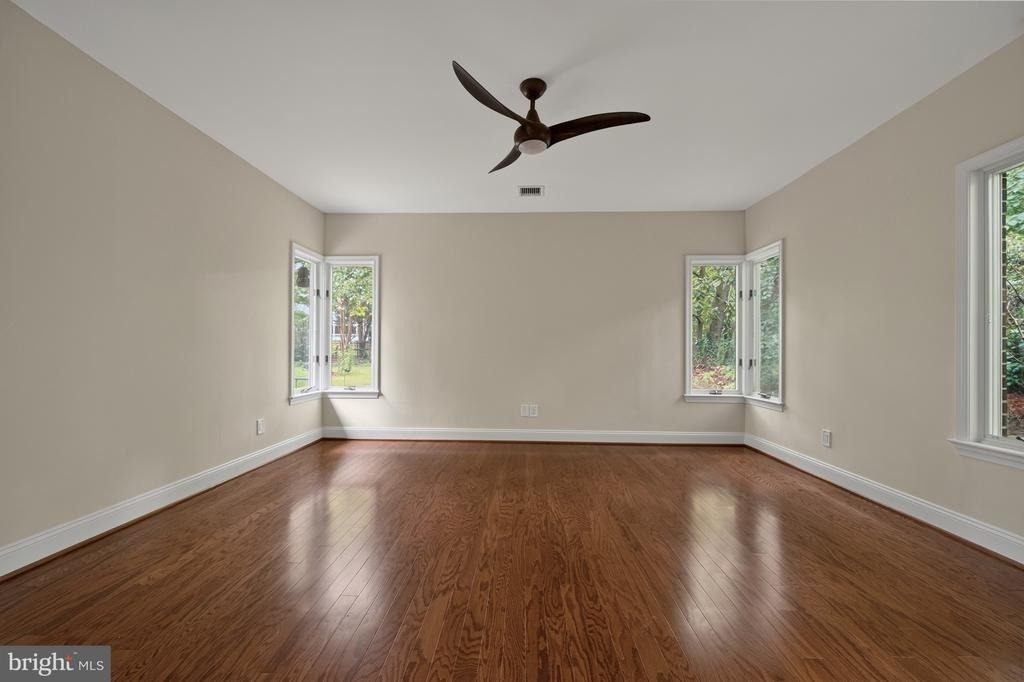 8023 Washington Avenue - Photo 31