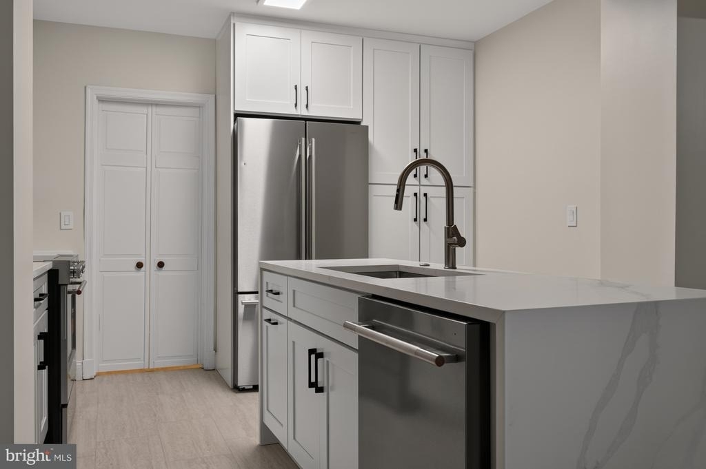 8023 Washington Avenue - Photo 18