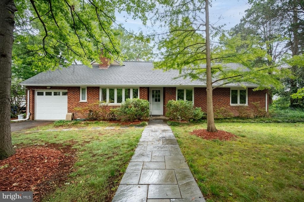 8023 Washington Avenue - Photo 1