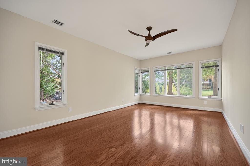 8023 Washington Avenue - Photo 25