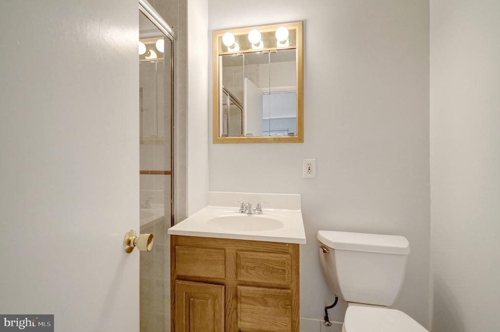 8236 Governors Court - Photo 16
