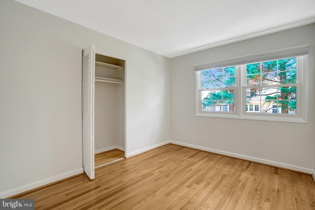 8236 Governors Court - Photo 20