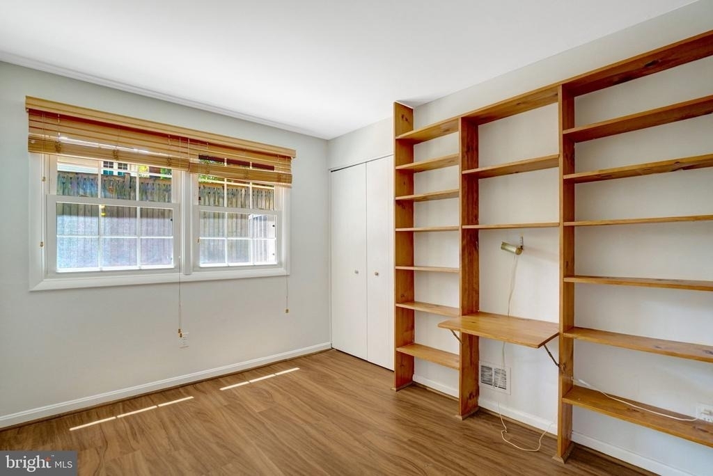 8236 Governors Court - Photo 26