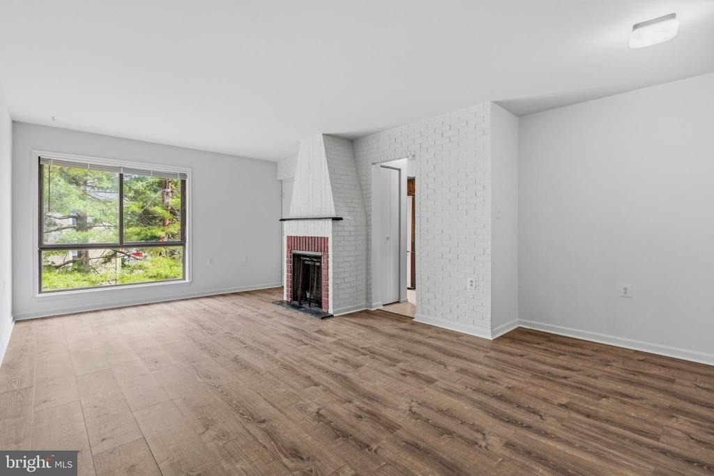 8604 Village Way - Photo 18