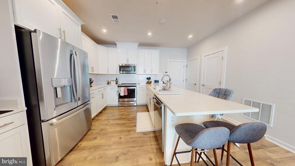 13637 Dulles Technology Drive - Photo 5