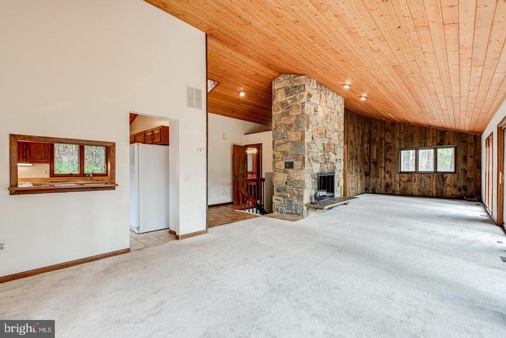 1328 Potomac School Road - Photo 4