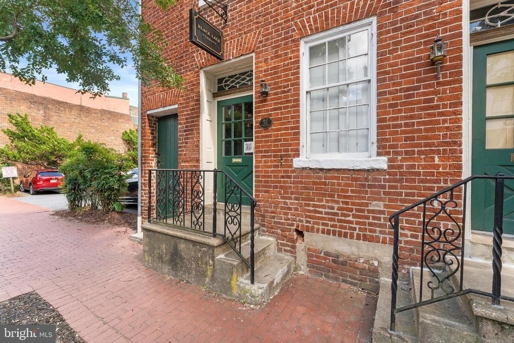 312 William Street - Photo 1