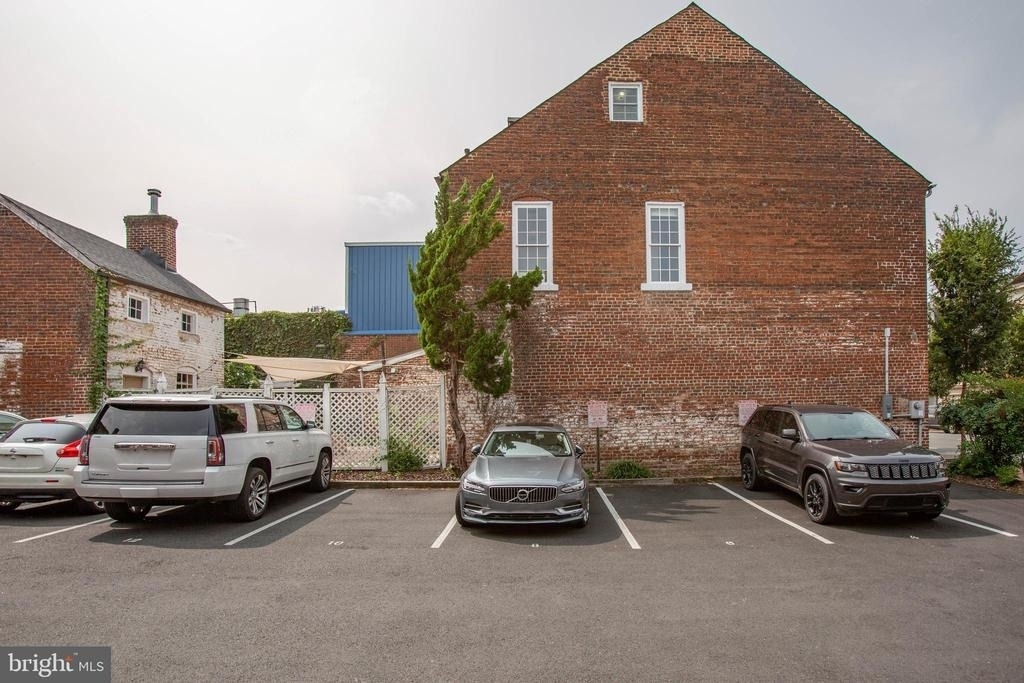 312 William Street - Photo 23