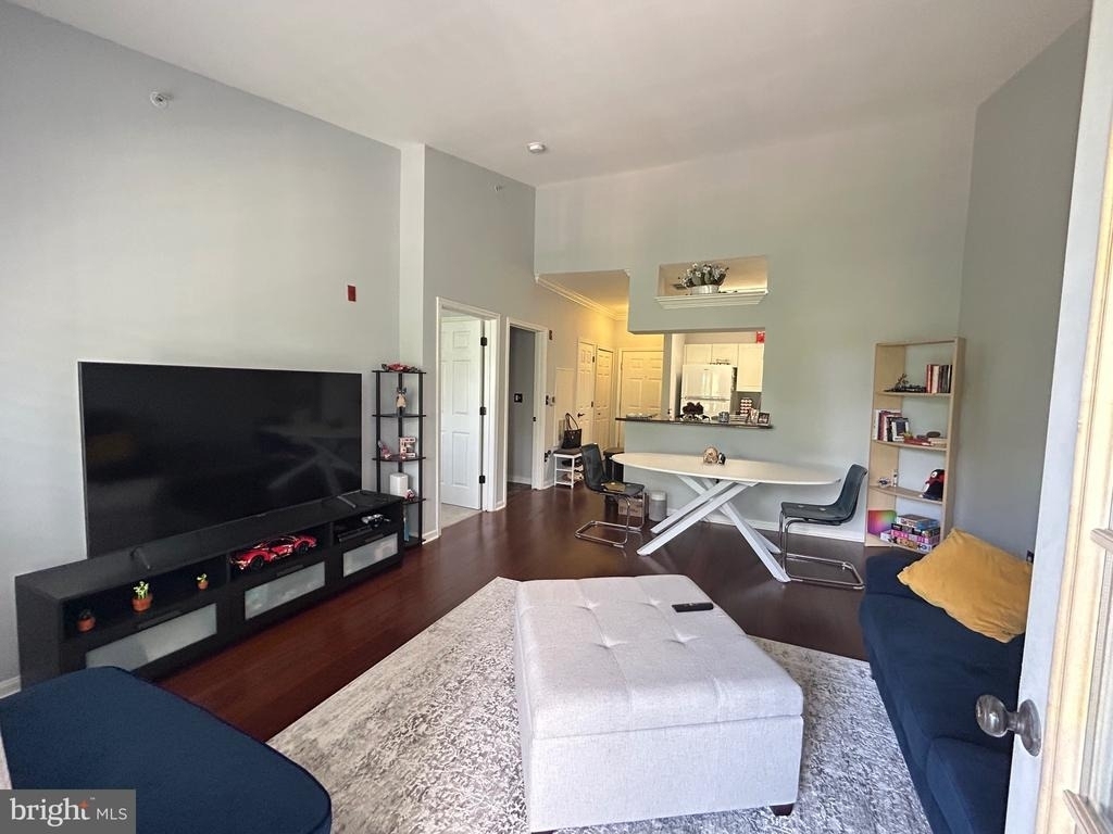4561 Strutfield Lane - Photo 8