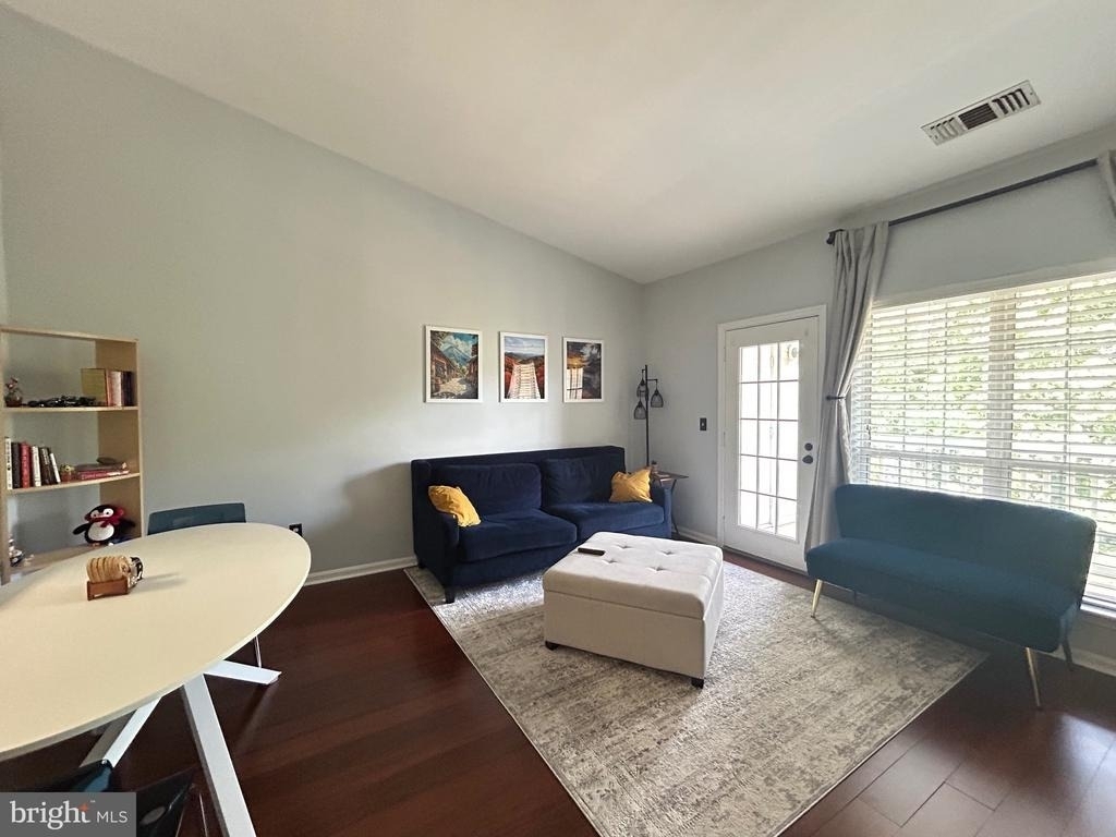 4561 Strutfield Lane - Photo 6