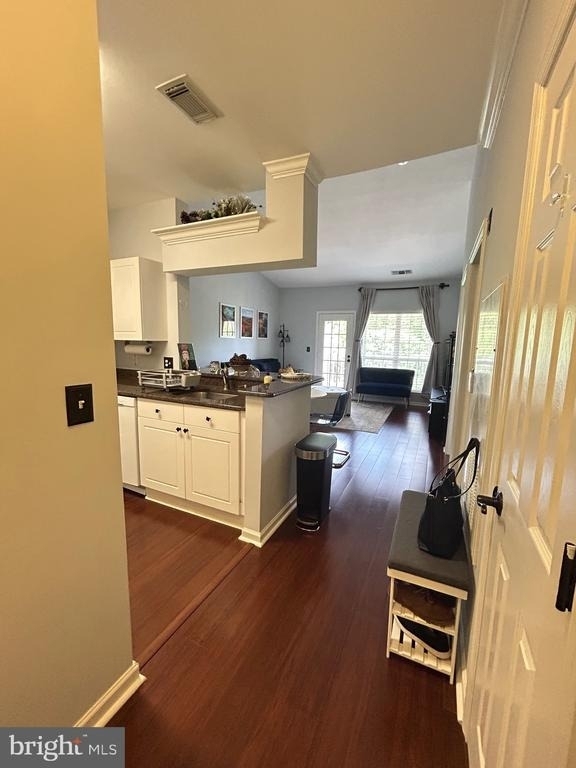 4561 Strutfield Lane - Photo 2