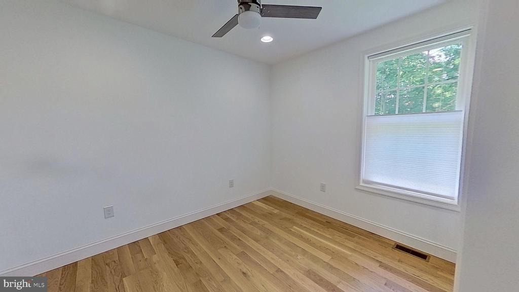1443 W College Avenue - Photo 5