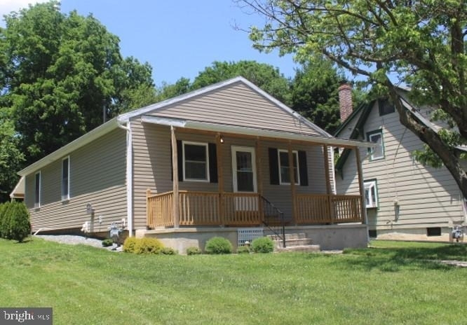 1443 W College Avenue - Photo 0