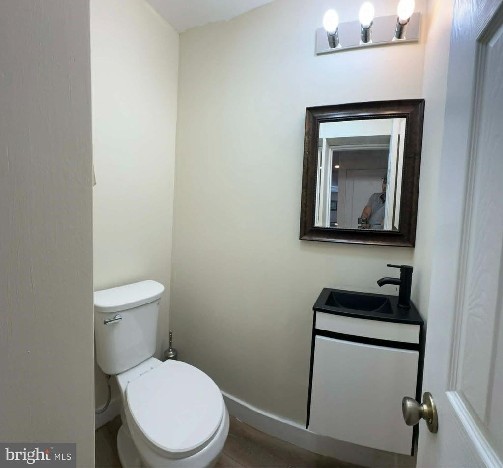 1209 Peters Street - Photo 4