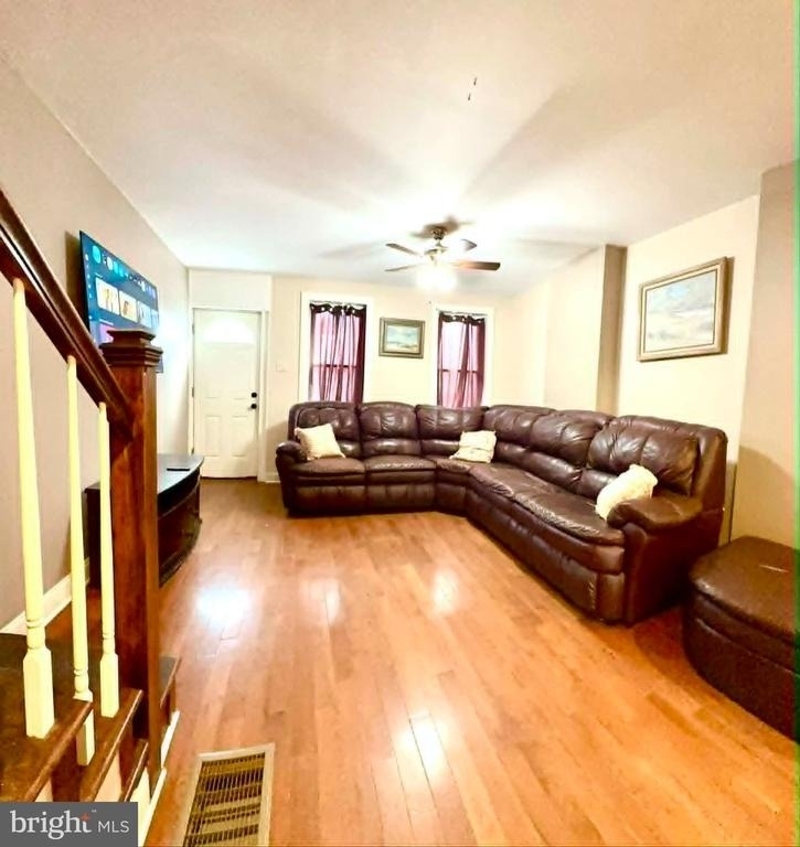1209 Peters Street - Photo 1