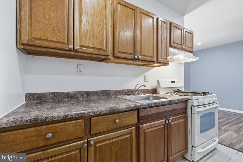 4721 Melrose Street - Photo 9