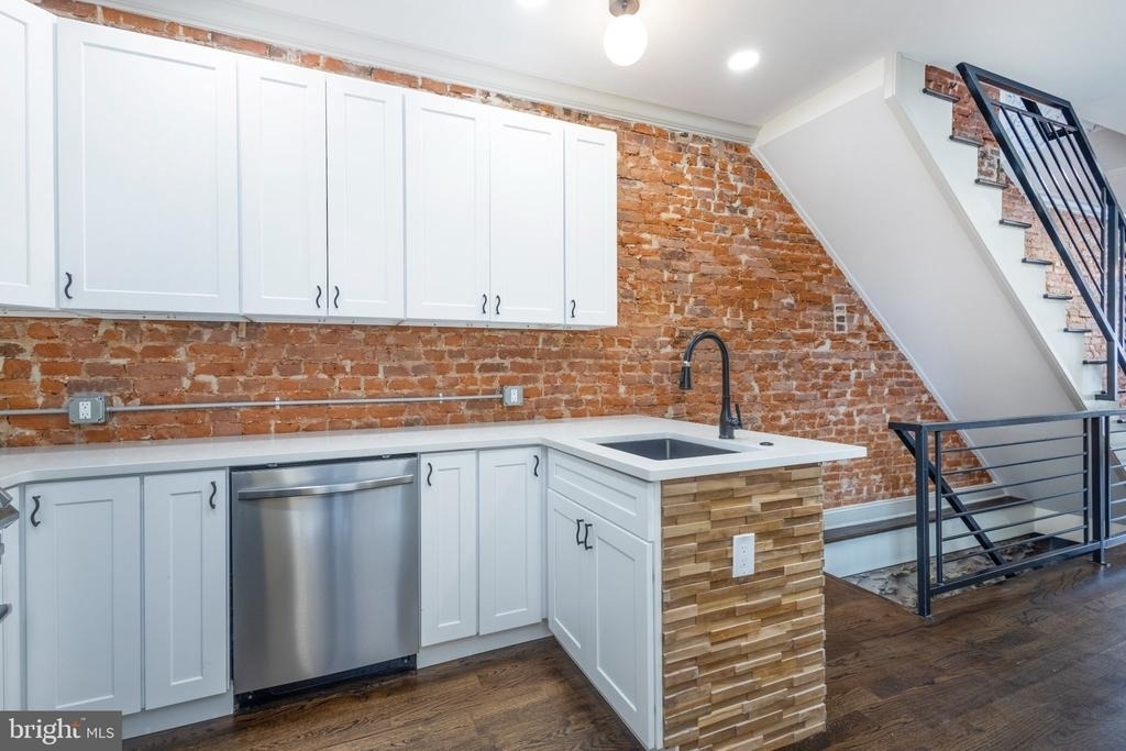 2912 W Susquehanna Avenue - Photo 8