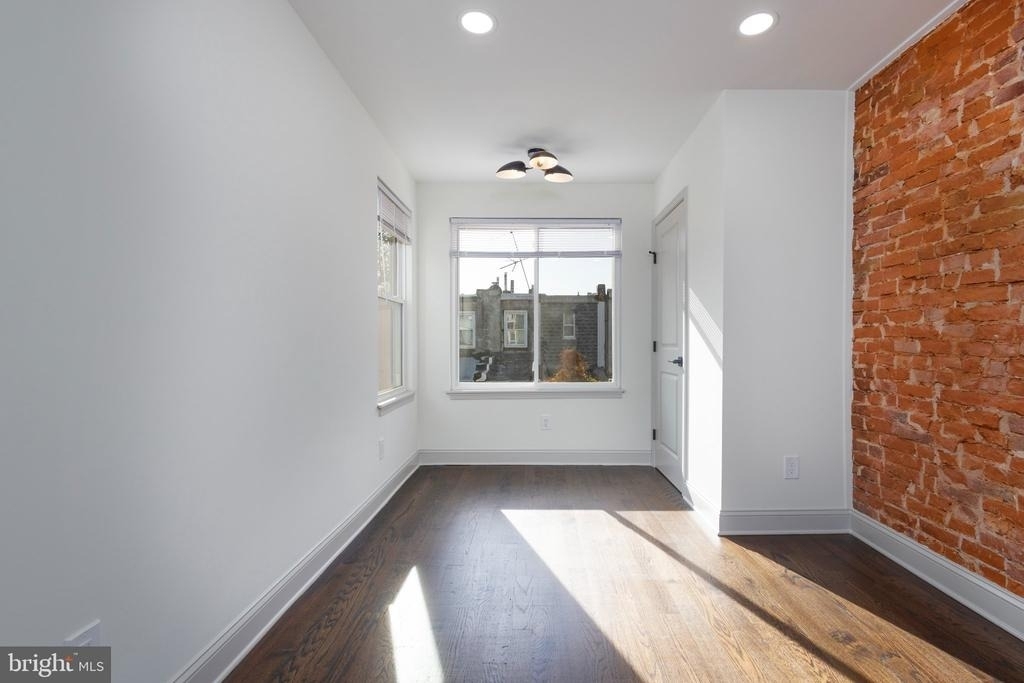 2912 W Susquehanna Avenue - Photo 39