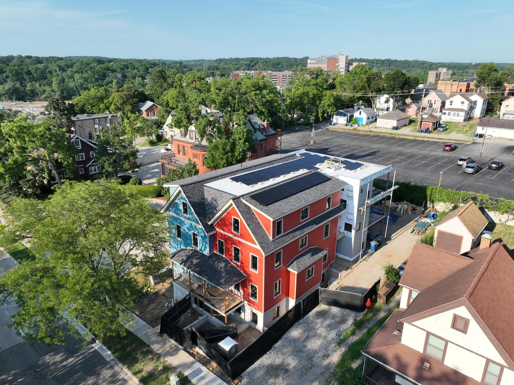 530 N Division Street - Photo 21