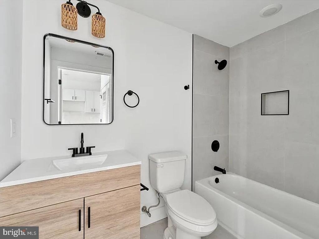 2520 N Front St - Photo 0