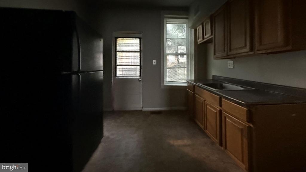 5122 Folsom Street - Photo 3