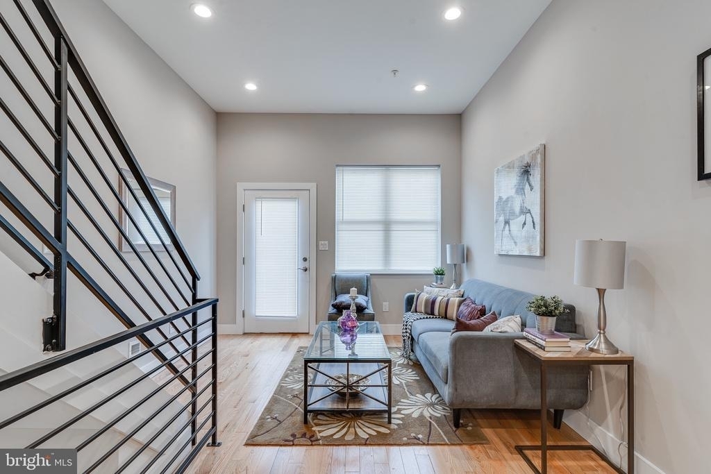 1436 N Corlies Street - Photo 2
