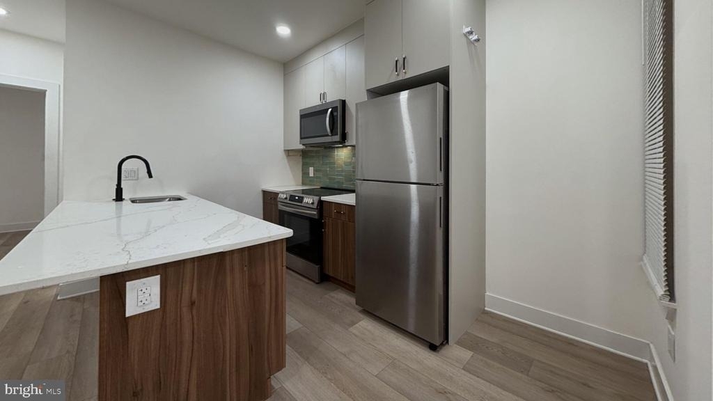 6049 Elmwood Avenue - Photo 0
