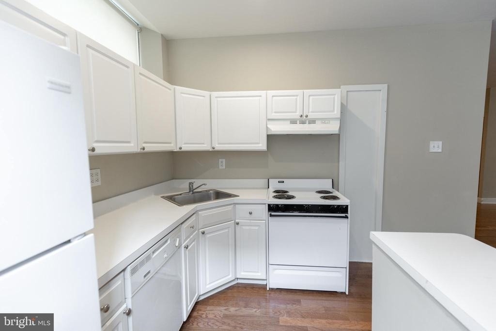 220 S 16th Street - Photo 17
