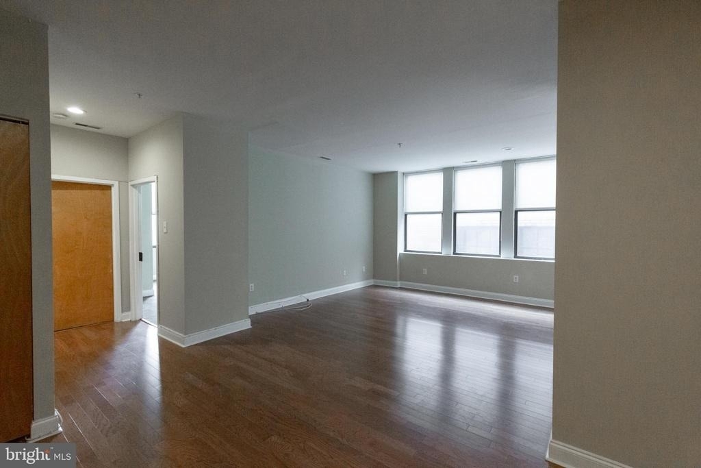 220 S 16th Street - Photo 10