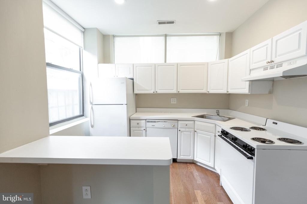220 S 16th Street - Photo 15