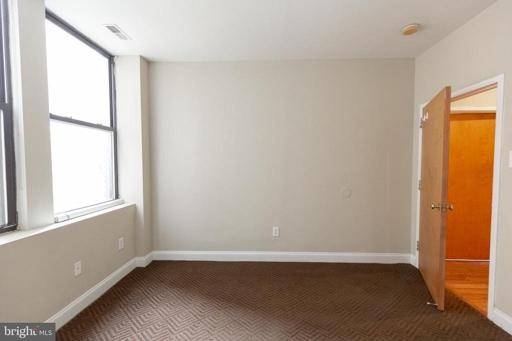 220 S 16th Street - Photo 30