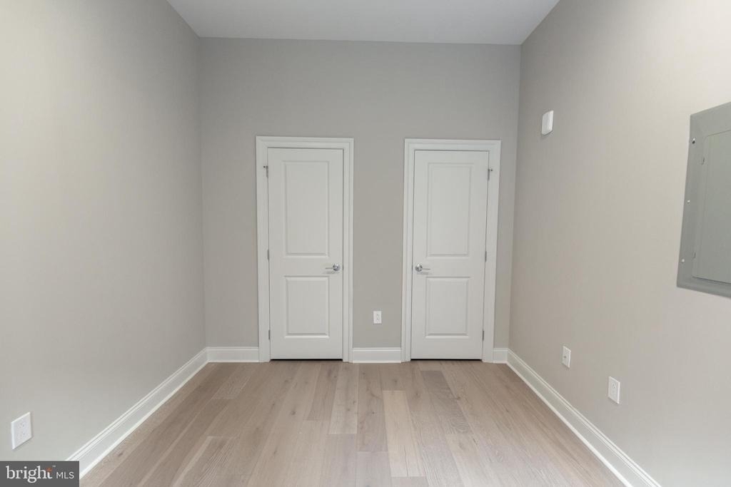 1411-6 Walnut Street - Photo 17