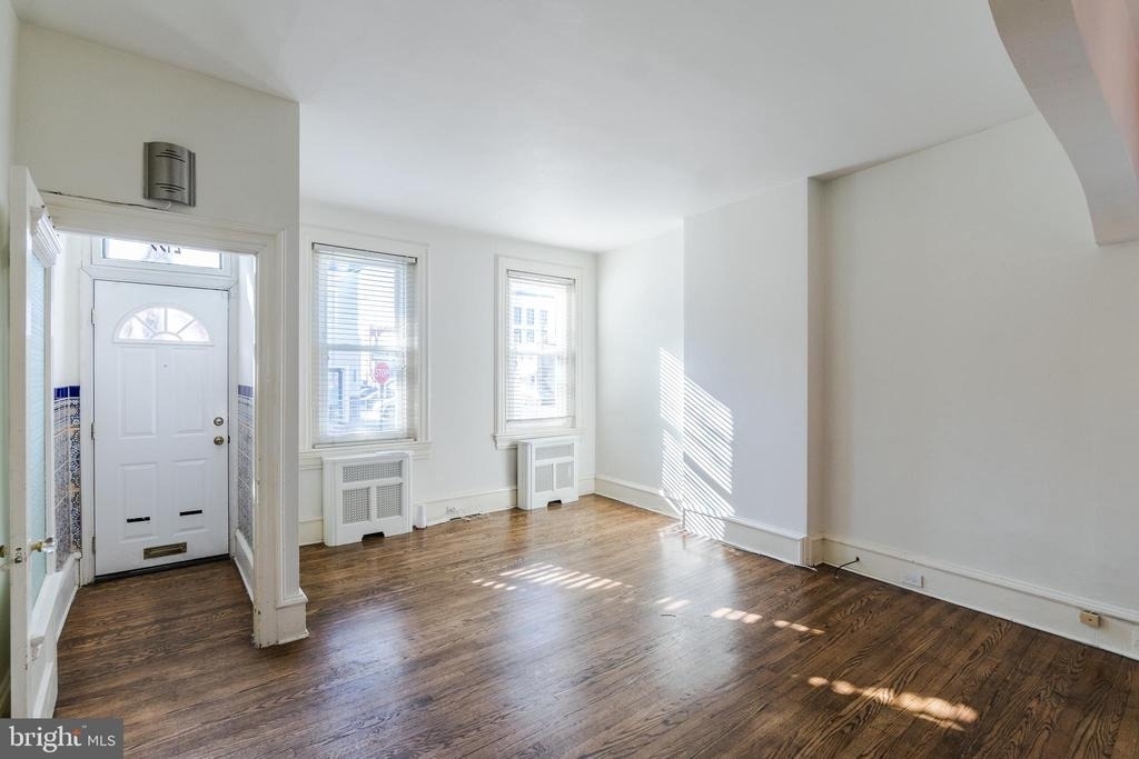 2155 E Letterly Street - Photo 7