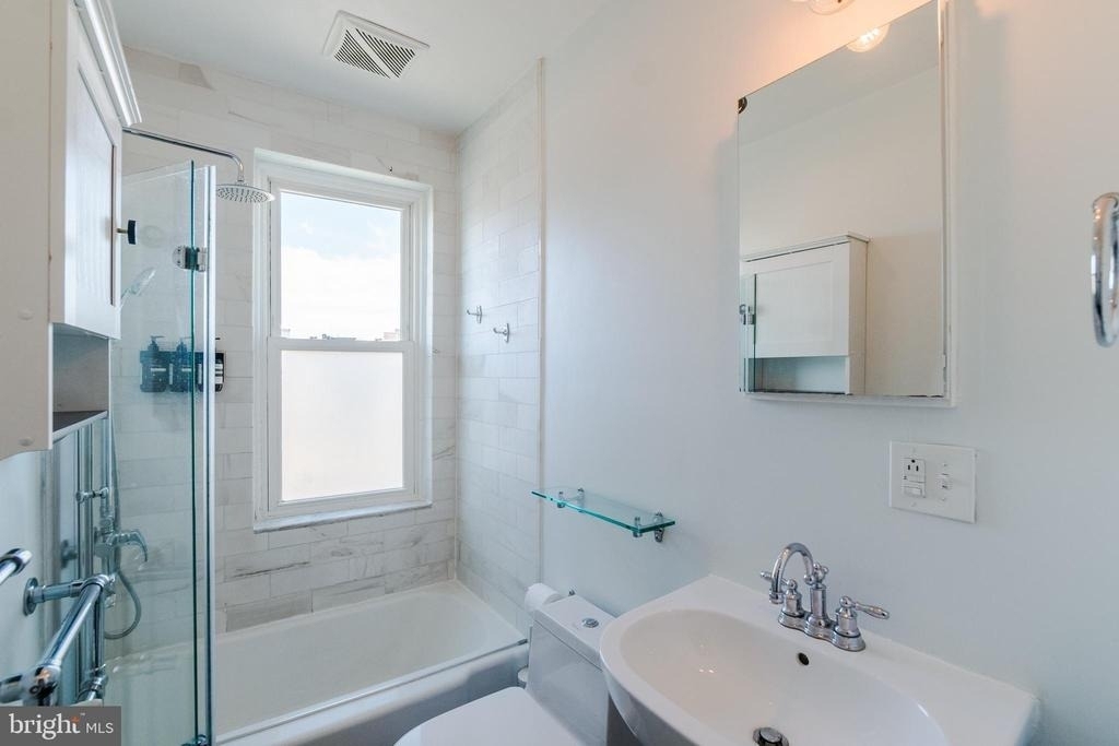 2155 E Letterly Street - Photo 17