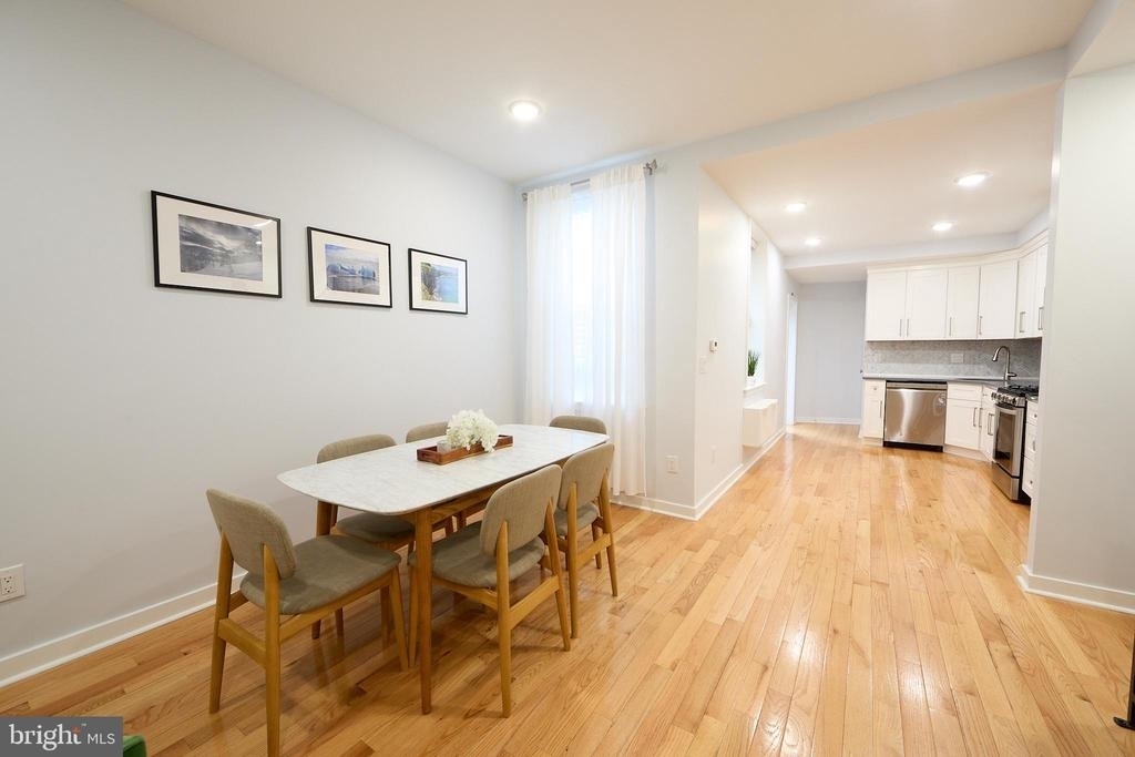 2019 W Girard Avenue - Photo 8