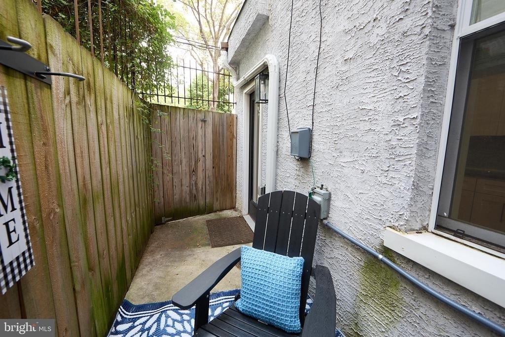 2019 W Girard Avenue - Photo 32
