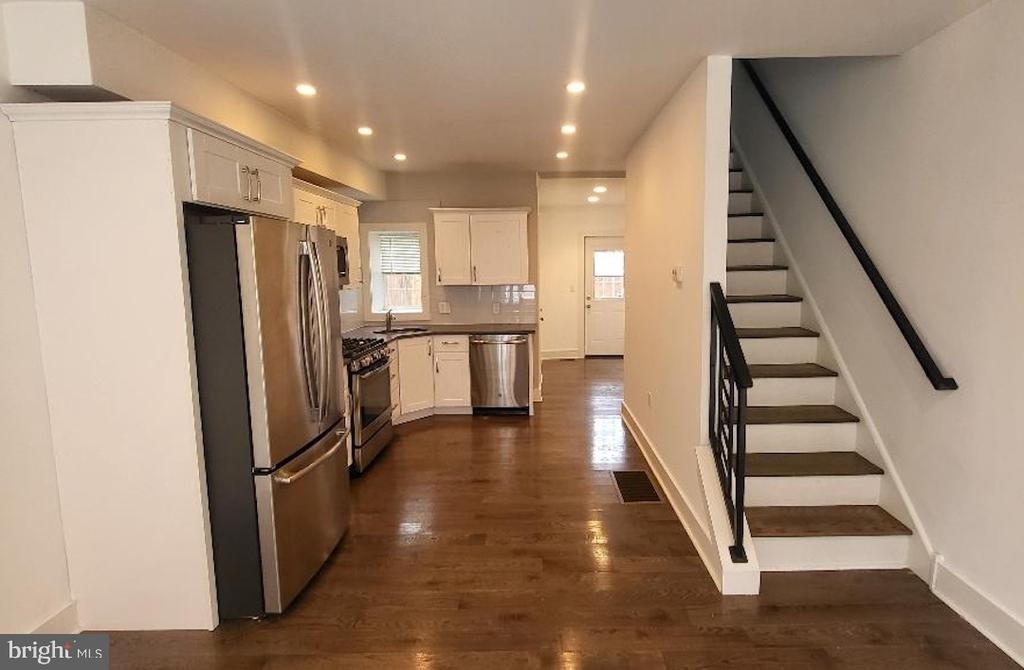 1728 N Stillman Street - Photo 3