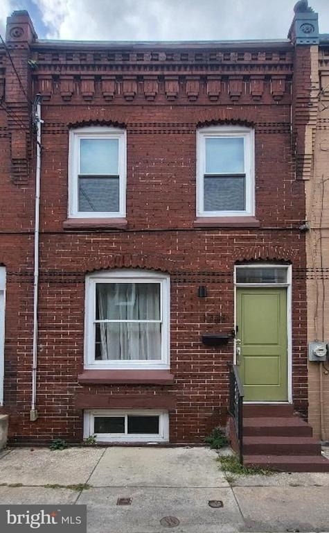 1728 N Stillman Street - Photo 0