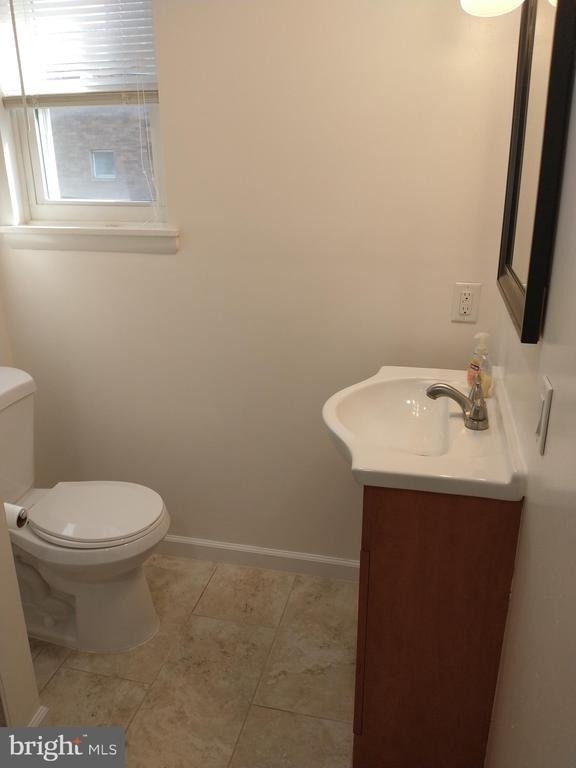 1529 W Porter Street - Photo 8