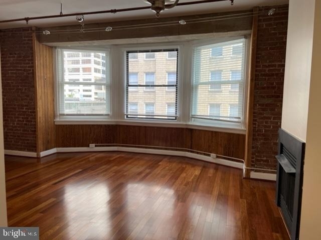 105 S 18th Street - Photo 1