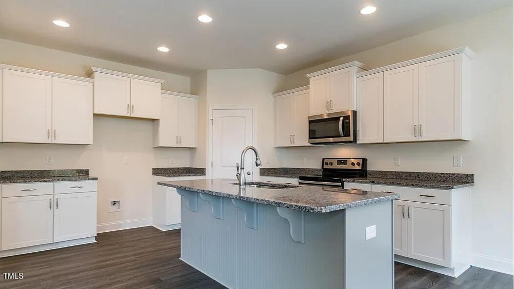 153 Burford Way - Photo 7