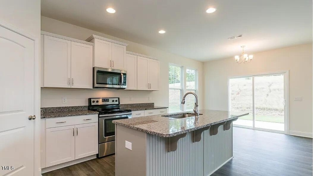 153 Burford Way - Photo 6