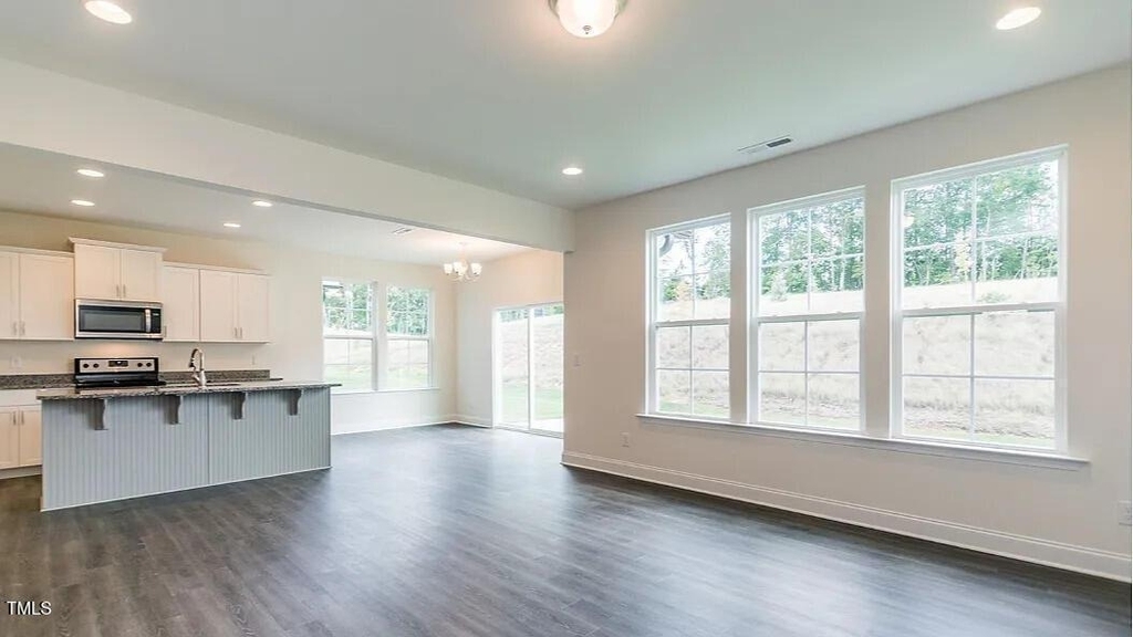 153 Burford Way - Photo 1