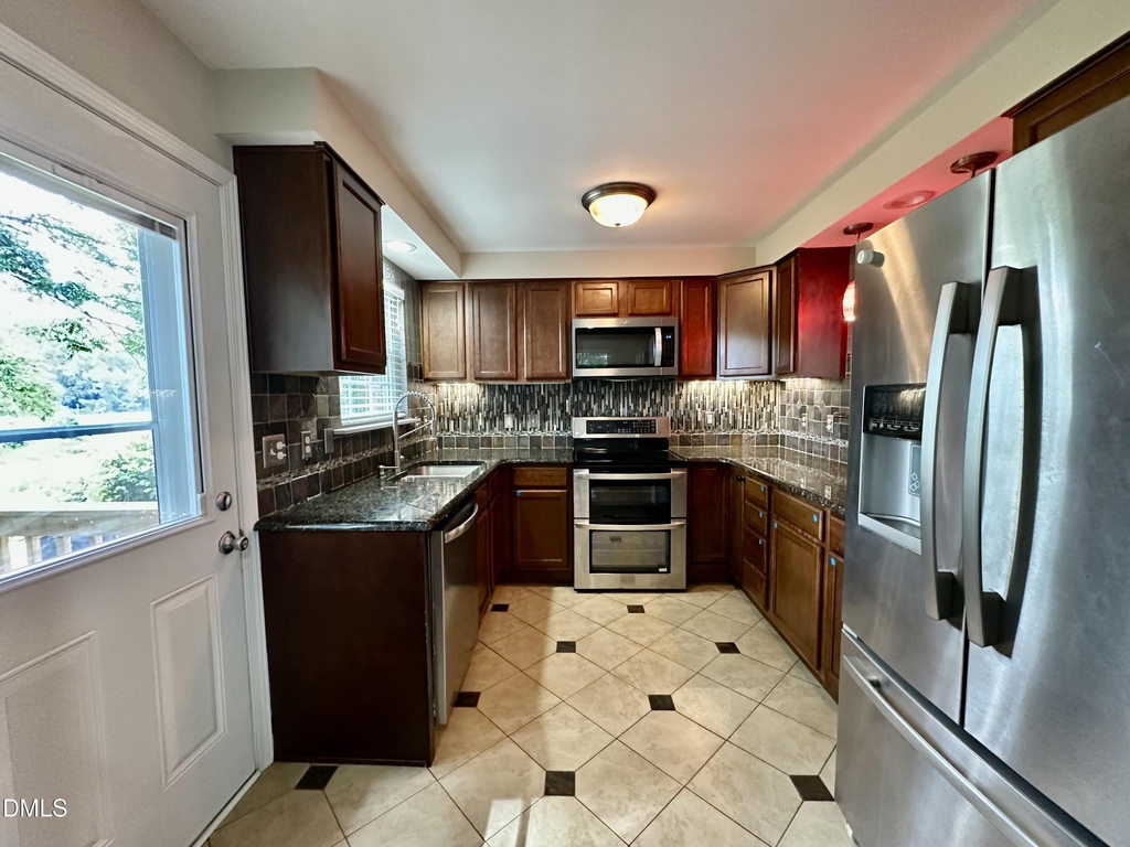 2725 Newbold Street - Photo 9