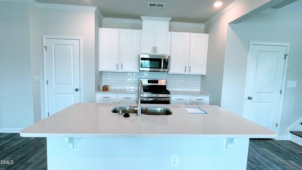 4921 Oolite Street - Photo 4